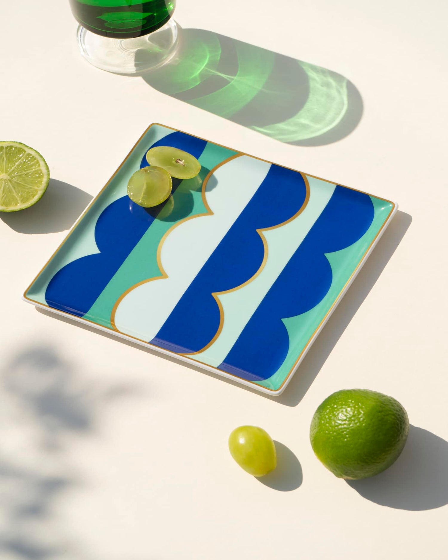 Octaevo_Porcelain_Tray_Riviera_Blue_OCTRWB-20-1-2.jpg